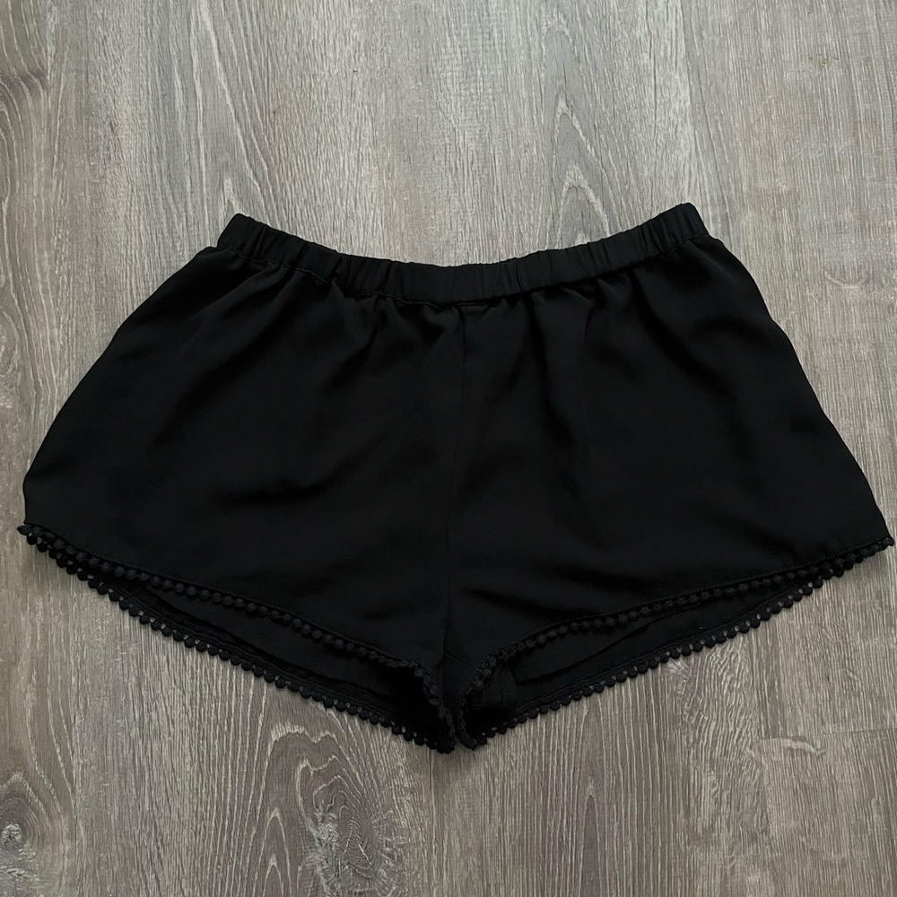 Brandy Melville Leticia Black Lace Trim Flowy Shorts One Size Elastic Waist
